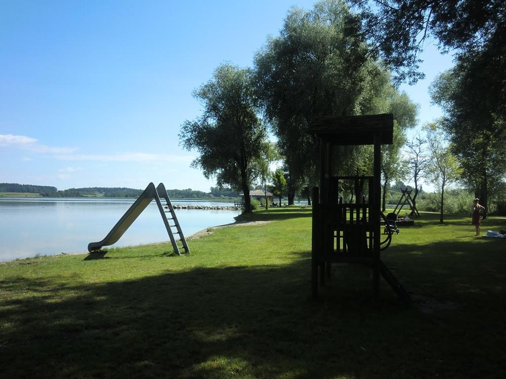Chiemsee Comfort-Bungalow Mit Garten Rimsting Exterior photo